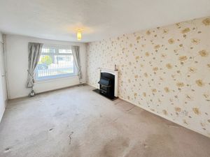 Lounge- click for photo gallery